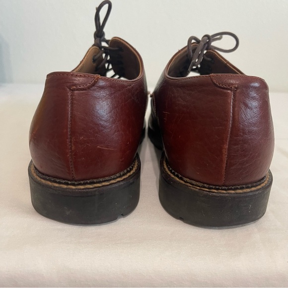 Elegant Brown Leather Derby Shoes - Picture 5 of 15